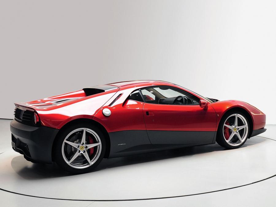  Ferrari SP12 EC 2012 года  (фото 9 из 9)